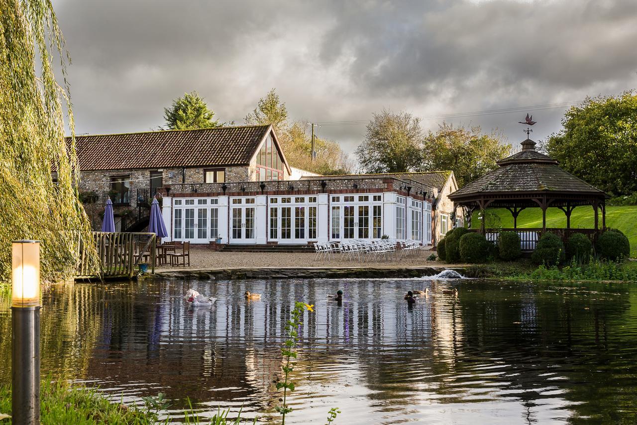 Hotel Hornsbury Mill à Chard Extérieur photo